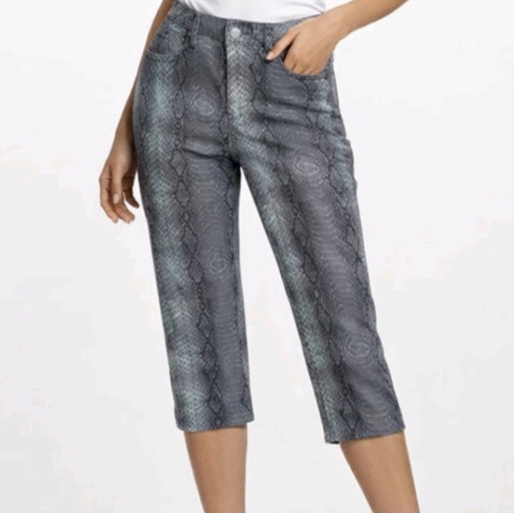Venus Jean Capri Pants Aqua And Gray Snakeskin Animal Print Stretch Size…